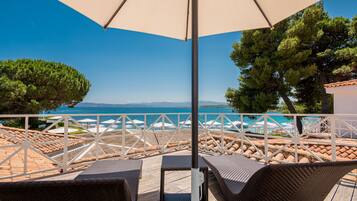 Suite Romantica, terrazzo, vista mare (The Pelican Villa) | Vista dalla camera