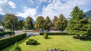 Blick auf den Garten