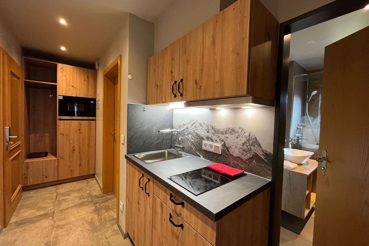 condo, 1 bedroom, non smoking, balcony | private kitchen