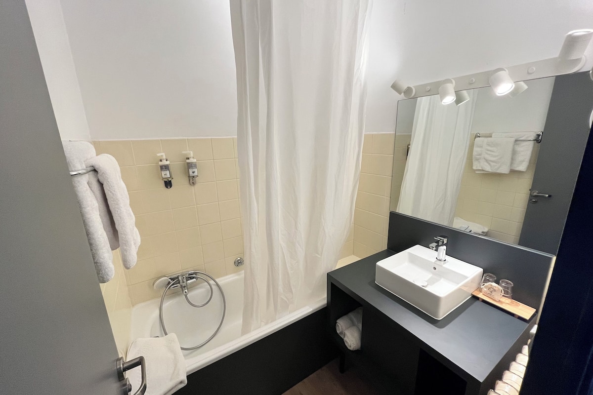 free toiletries, hair dryer, towels