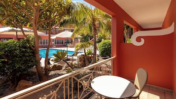 Twin Room, Pool View