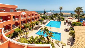 Family Suite, Sea View | 1 bedroom, in-room safe, desk, blackout drapes