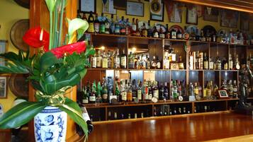 Bar (in der Unterkunft)