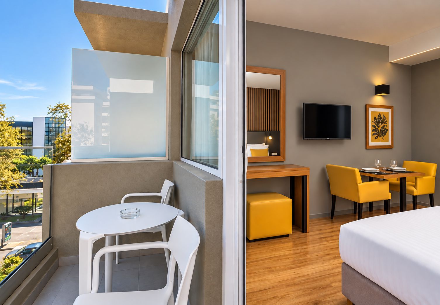 Standard Twin Room, 2 Single Beds, Kitchenette | Terrace/patio