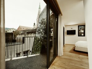 The Pin room | Premium bedding, memory foam beds, minibar, in-room safe - ADLER Historic Guesthouse (Bressanone)