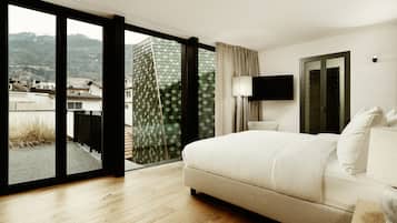 Terrace room | Rúmföt af bestu gerð, míníbar, öryggishólf í herbergi