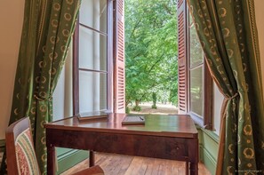 Double Room, Park View, Tower (Tour Ronde) | Individually decorated, individually furnished, desk, blackout curtains - Château de Ternay (Ternay)