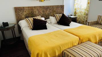 Familie vierpersoonskamer | Een kluis op de kamer, gratis wifi, beddengoed