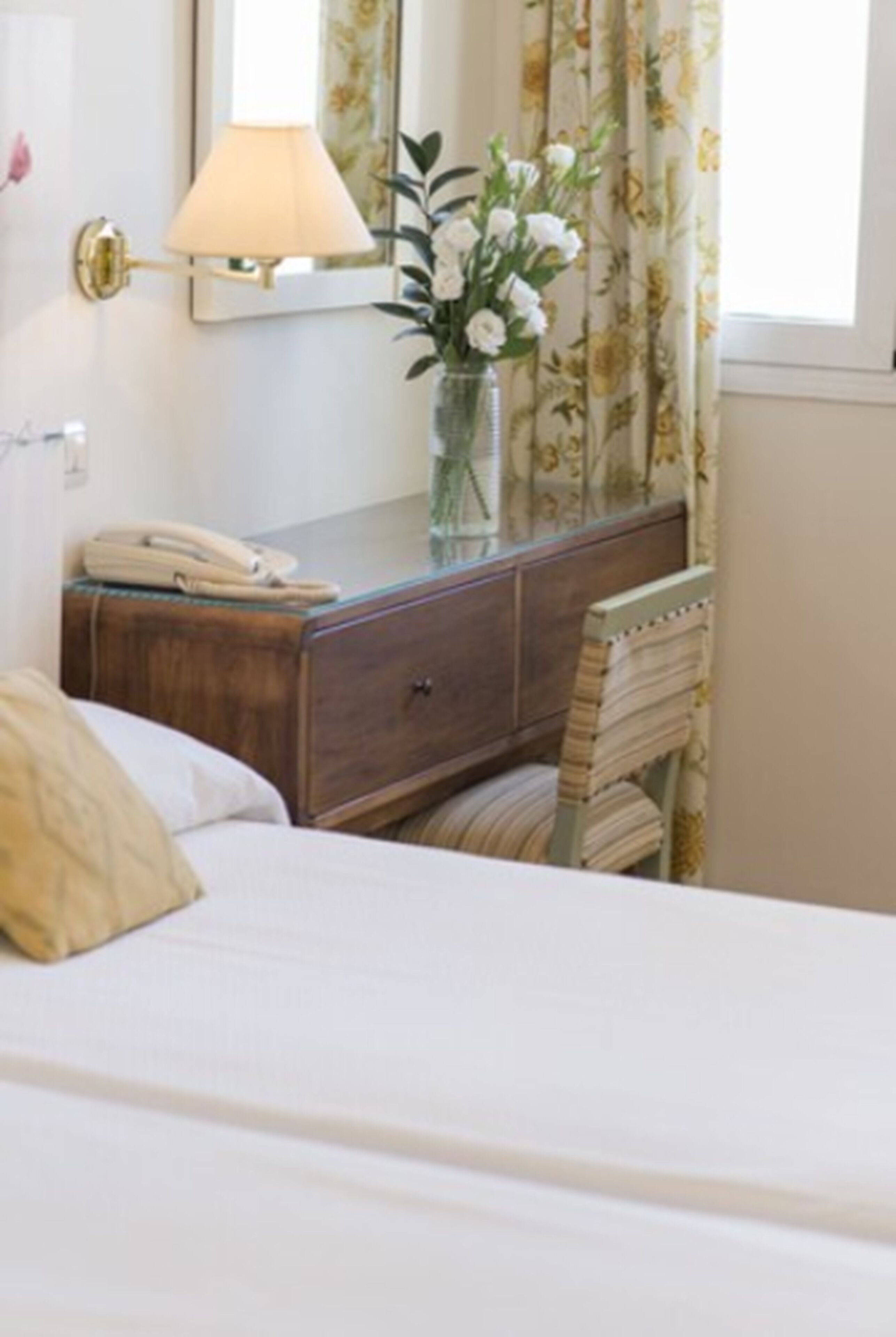 double room | in-room safe, free wifi, bed sheets