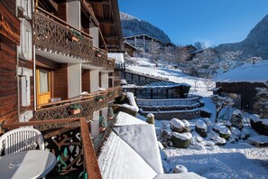 Family Suite, Kitchenette, Mountain View | View from room - Hôtel Loisirs Les Côtes, Résidence et Chalets (Morzine)