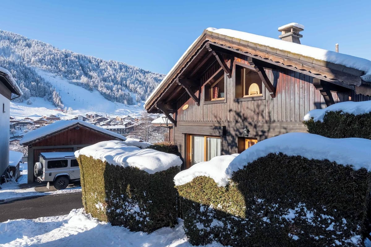 Chalet, 1 camera da letto, vista montagna, edificio separato | Biancheria da letto di alta qualità, una scrivania, tende oscuranti