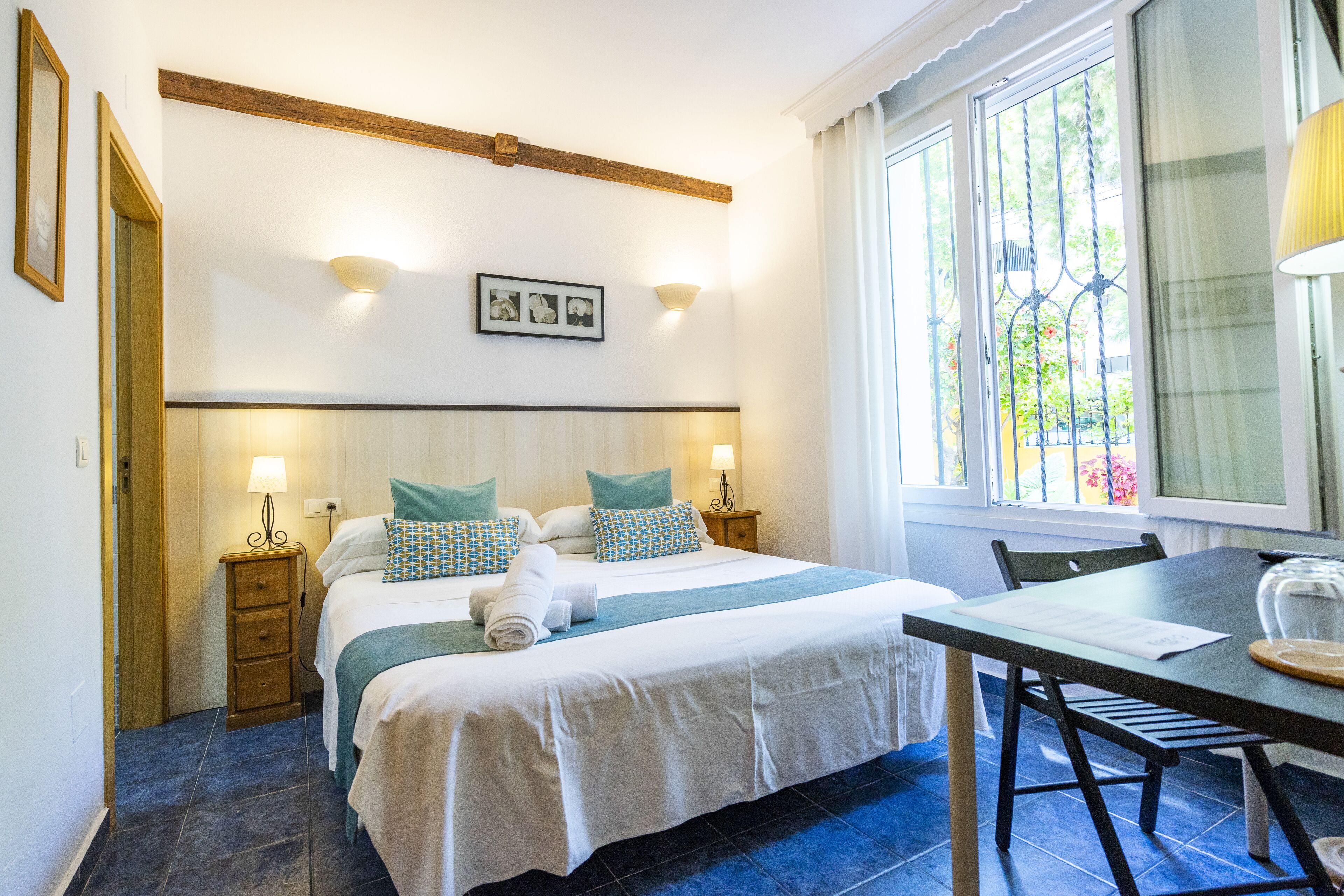 superior double room | desk, soundproofing, iron/ironing board, cots/infant beds