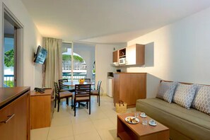 Family Apartment, 2 Bedrooms | Premium bedding, individually decorated, individually furnished - Residéal La Grande Motte (La Grande-Motte)