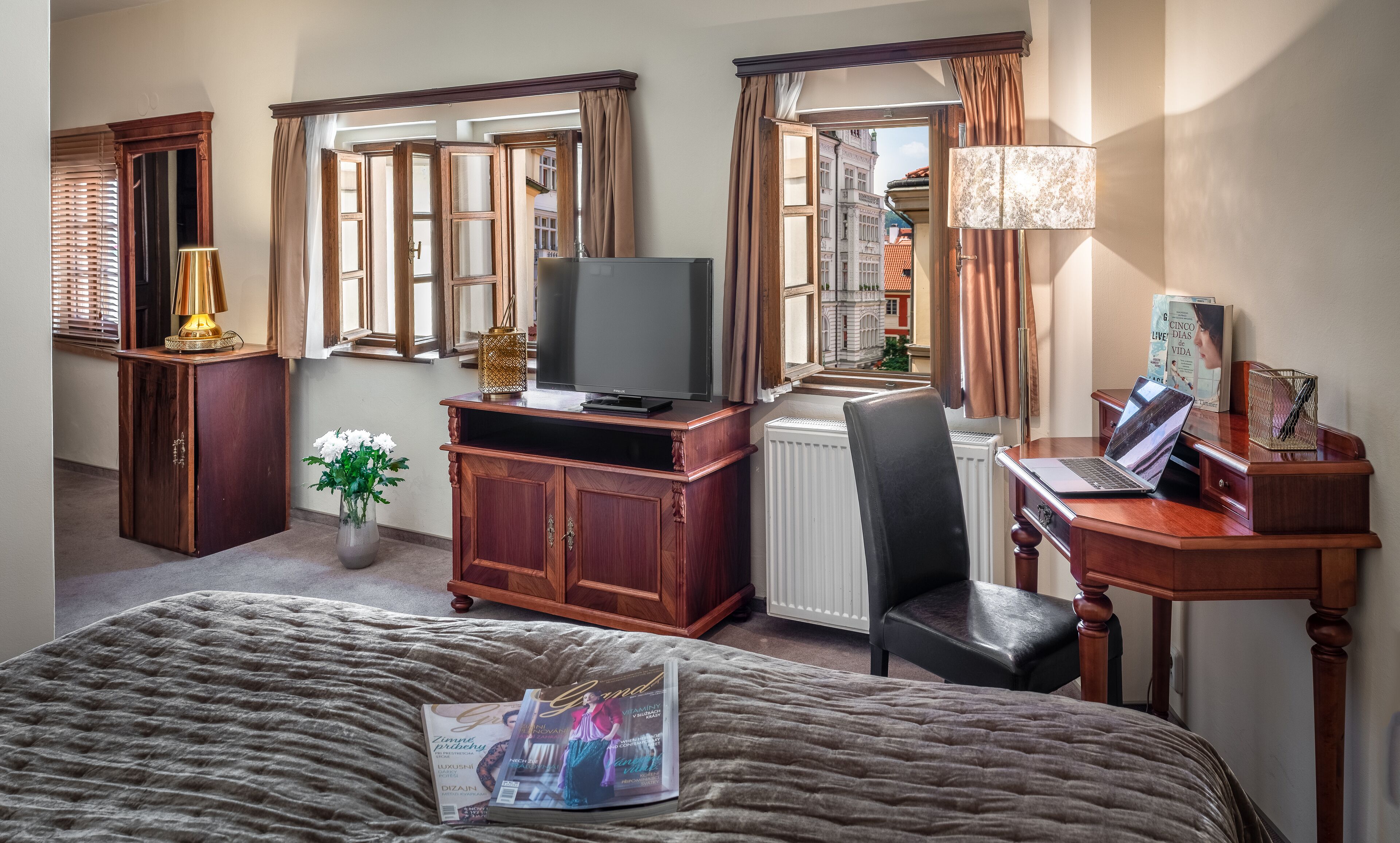 Photo - Aurus by Adrez