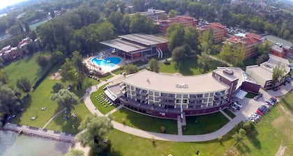 Hotel Azúr