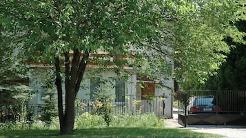 Ngoại thất