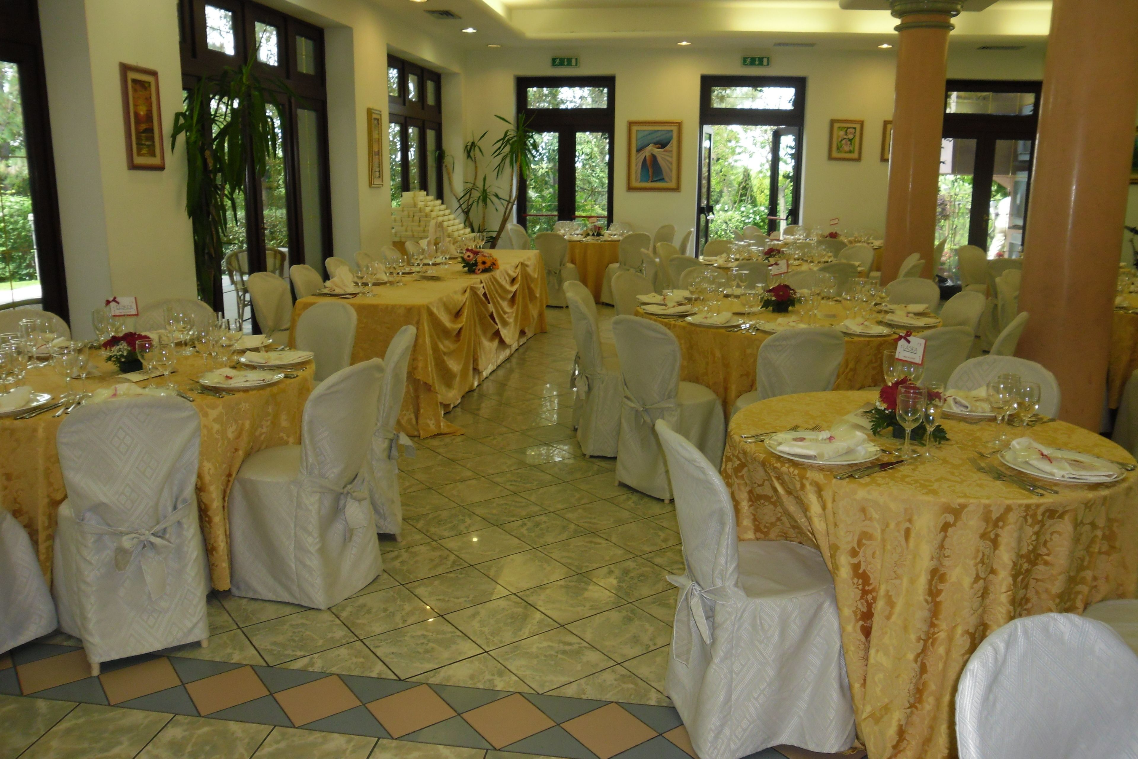 banquet hall