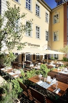 Morgunverður í boði, þýsk matargerðarlist, veitingaaðstaða utandyra