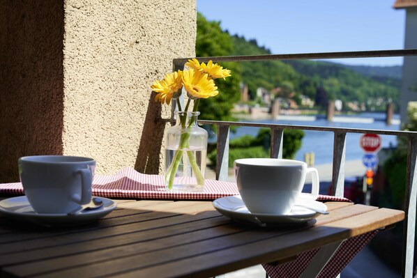 Classic Double room, 1 bedroom, river view, side building, stair access