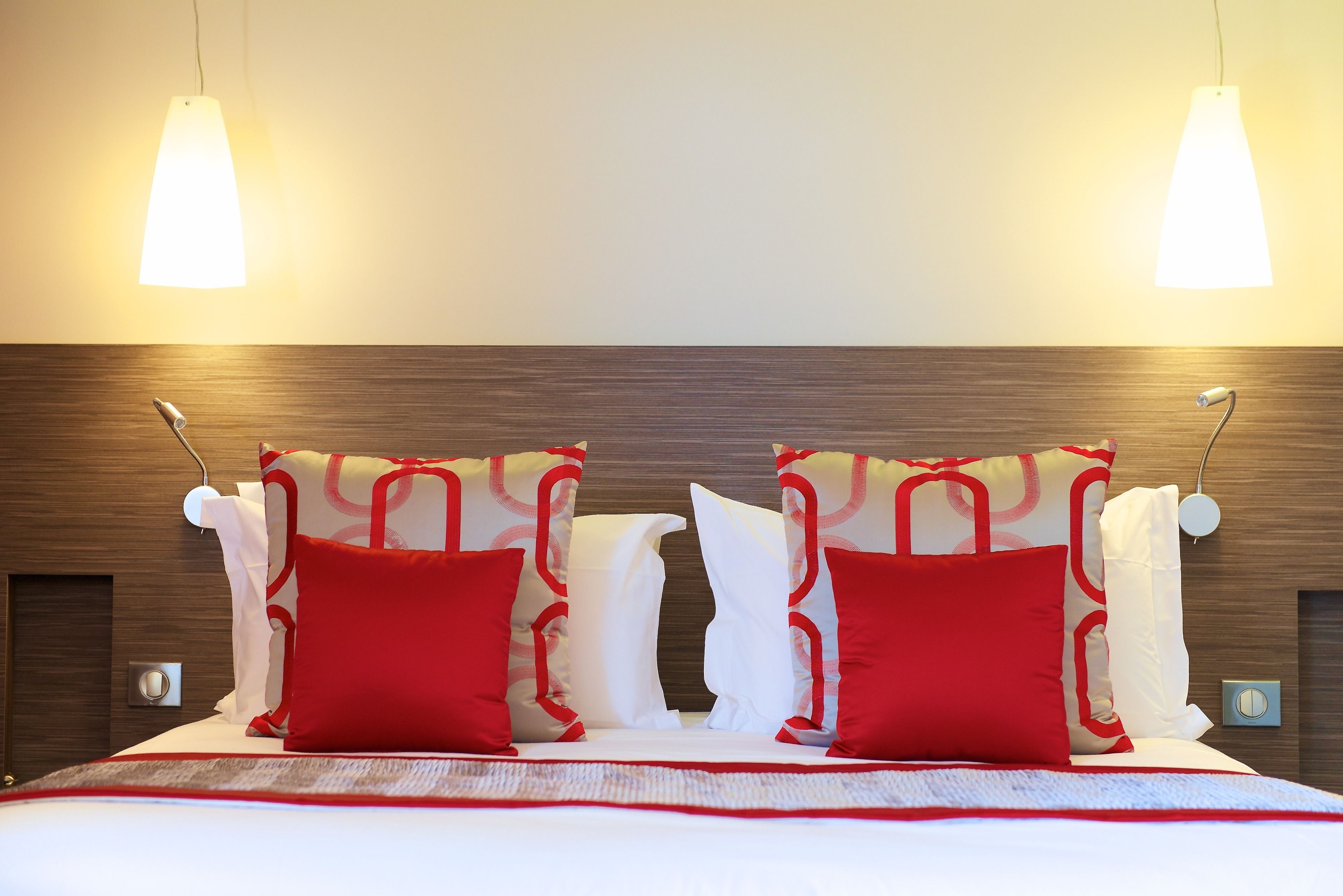 minibar, in-room safe, desk, blackout curtains