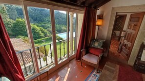 Suite | Valley view