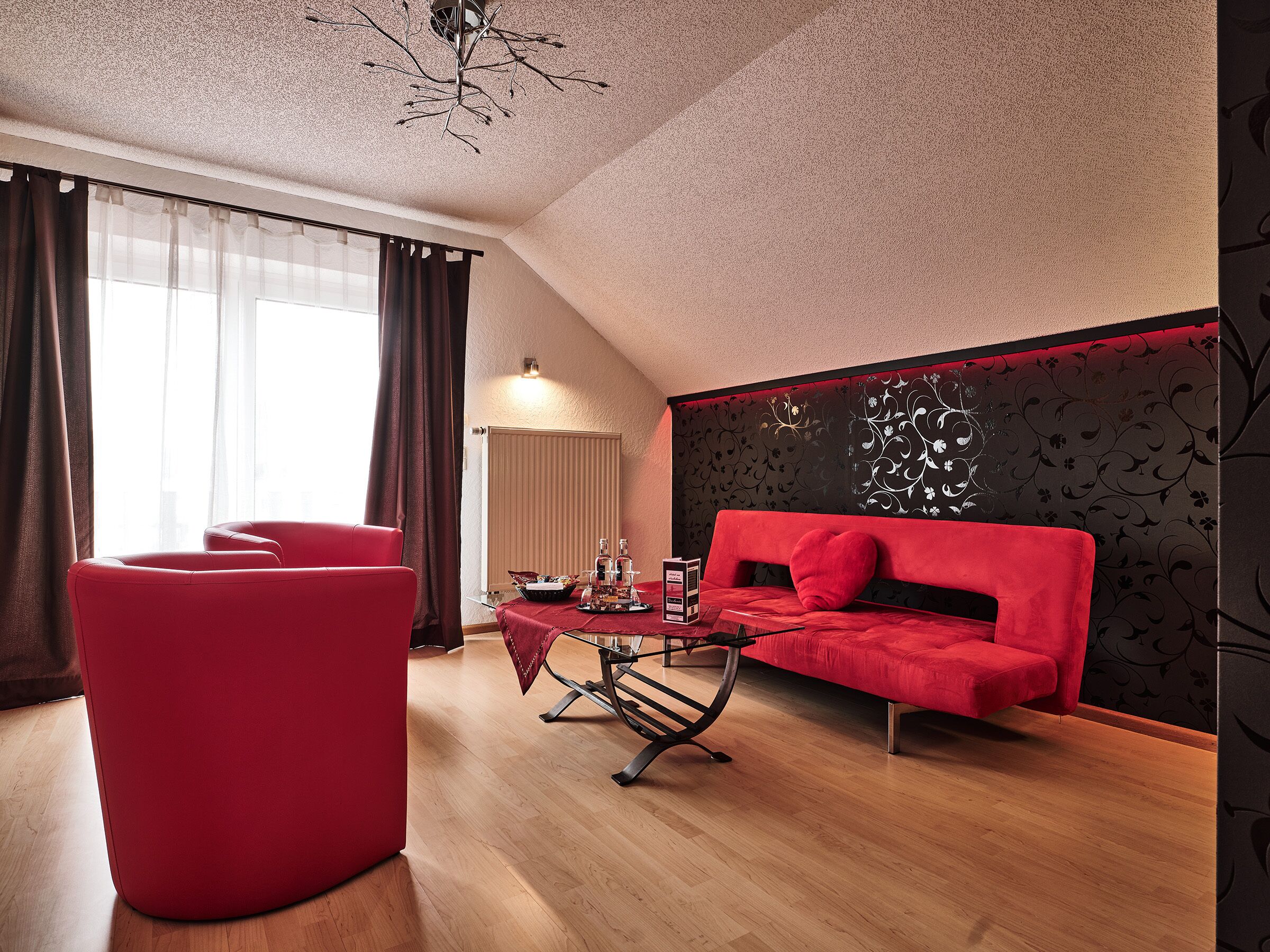 办公桌、隔音、熨斗/熨板、免费 WiFi