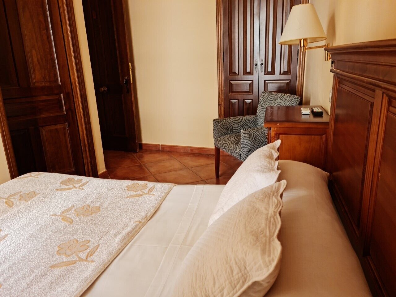 Soundproofing, iron/ironing board (on request), bed sheets
