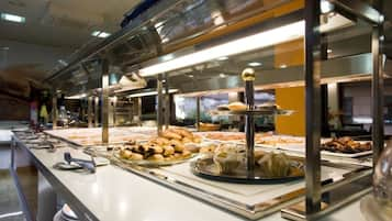 Daily buffet breakfast (EUR 9.50 per person)