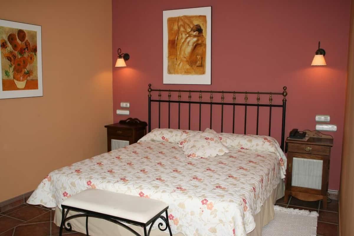 Select Comfort beds, minibar, in-room safe, desk