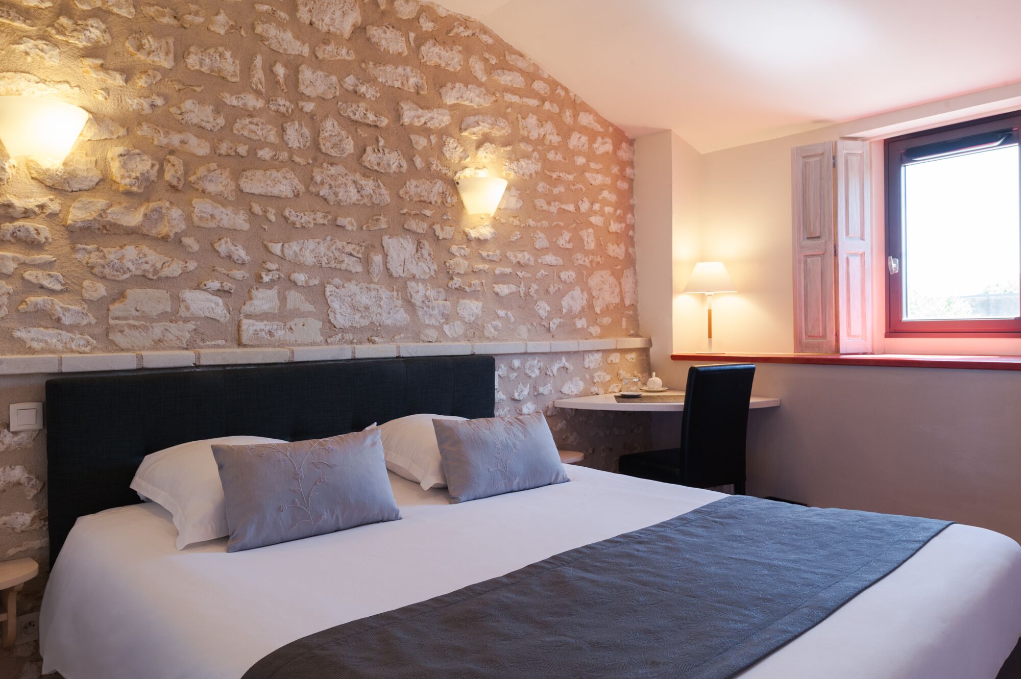 comfort double or twin room | 1 bedroom, premium bedding, desk, iron/ironing board