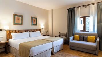 1 habitación, minibar, caja de seguridad en la habitación y escritorio