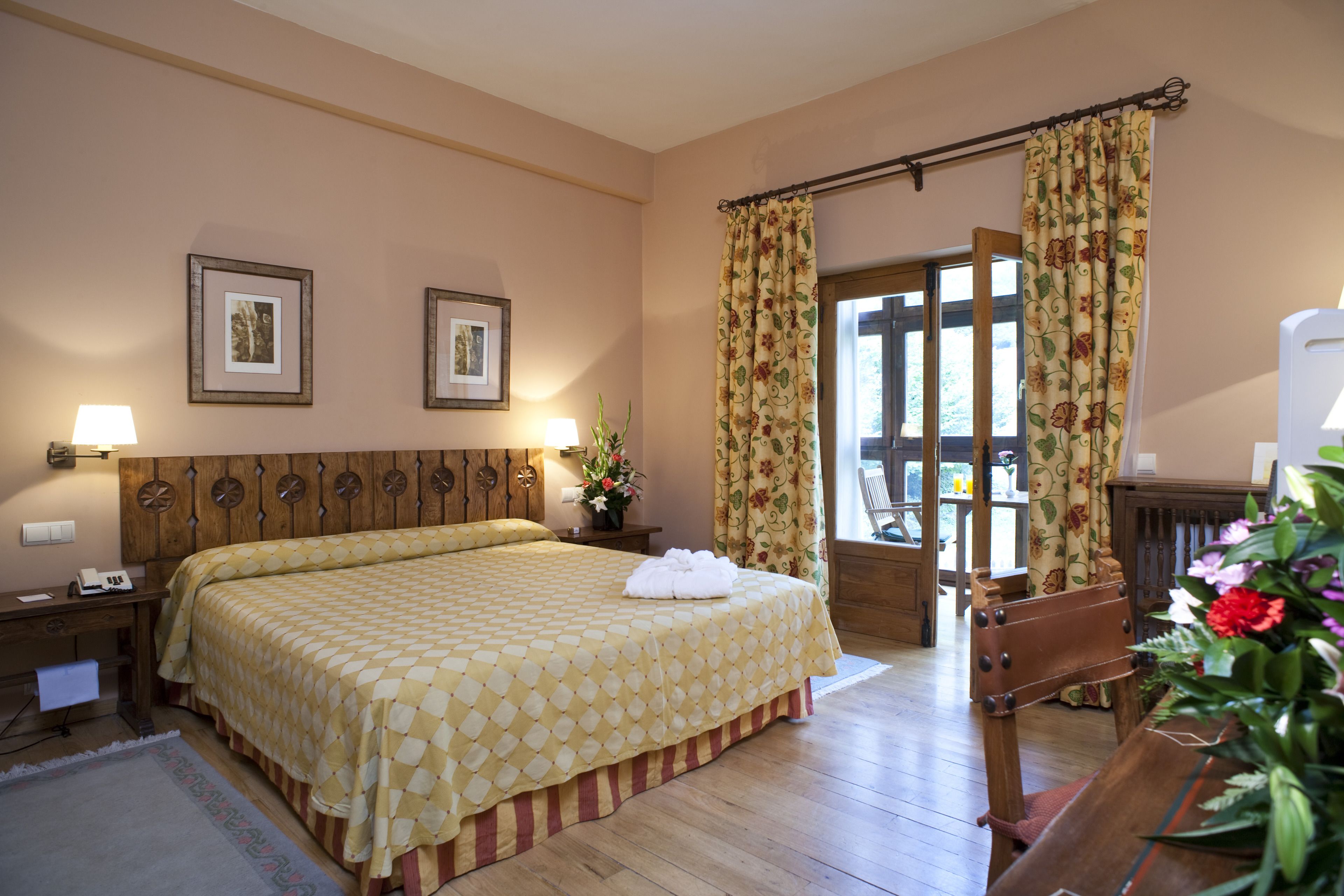 1 bedroom, minibar, in-room safe, desk