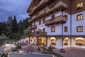 Property entrance - Hotel Chalet del Sogno (Pinzolo)
