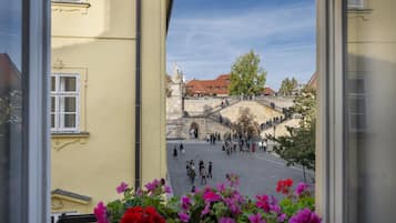 Charles Bridge View Suite | In-room safe, free WiFi, bed sheets