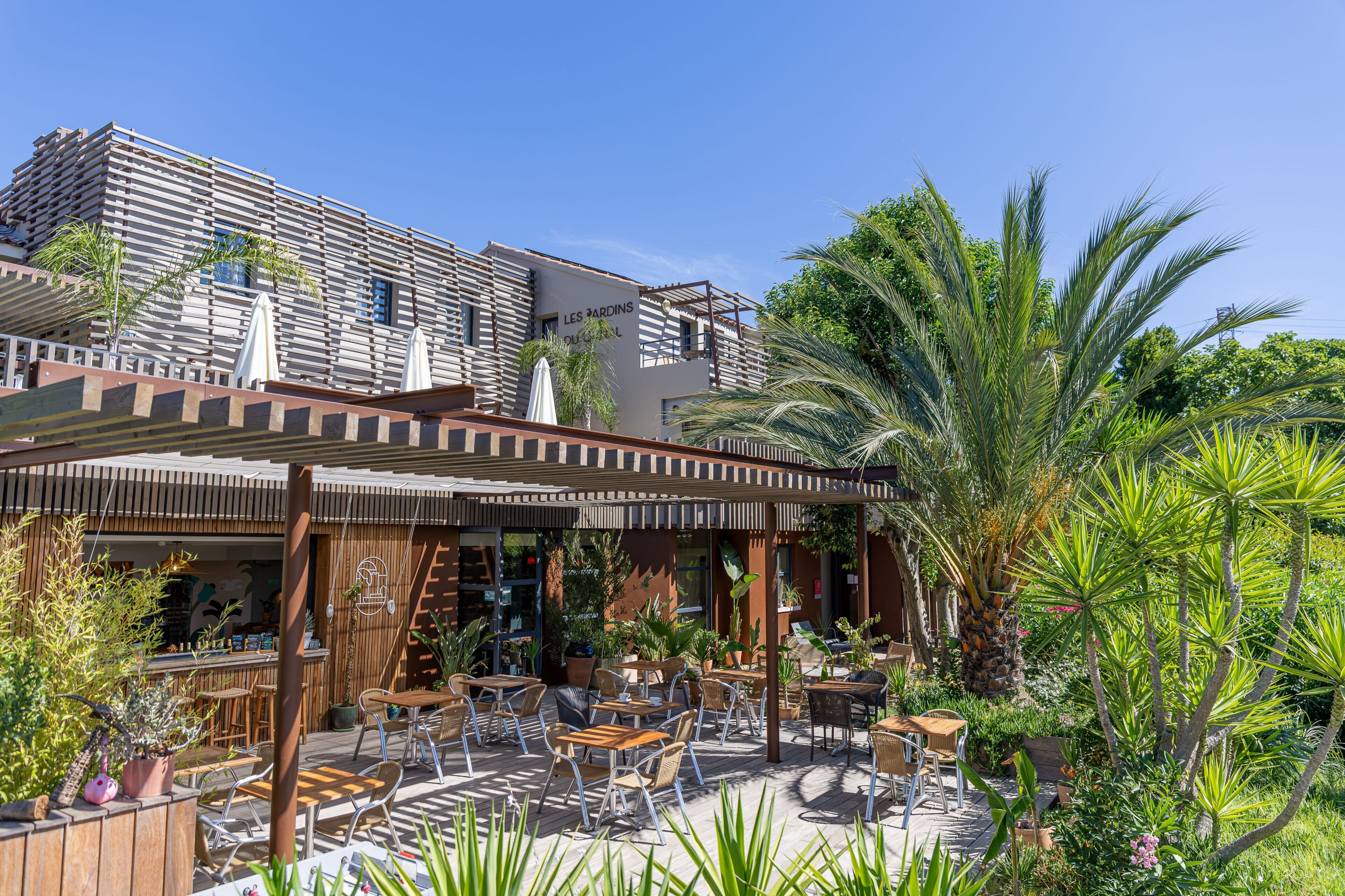 Bar-cafetería