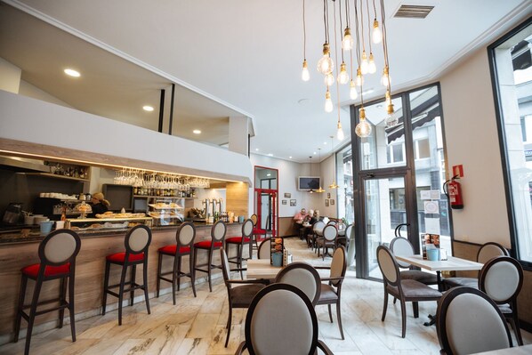 Bar (en la propiedad)