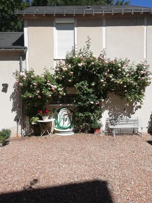 Exterior - Hôtel du Manoir (Tours)