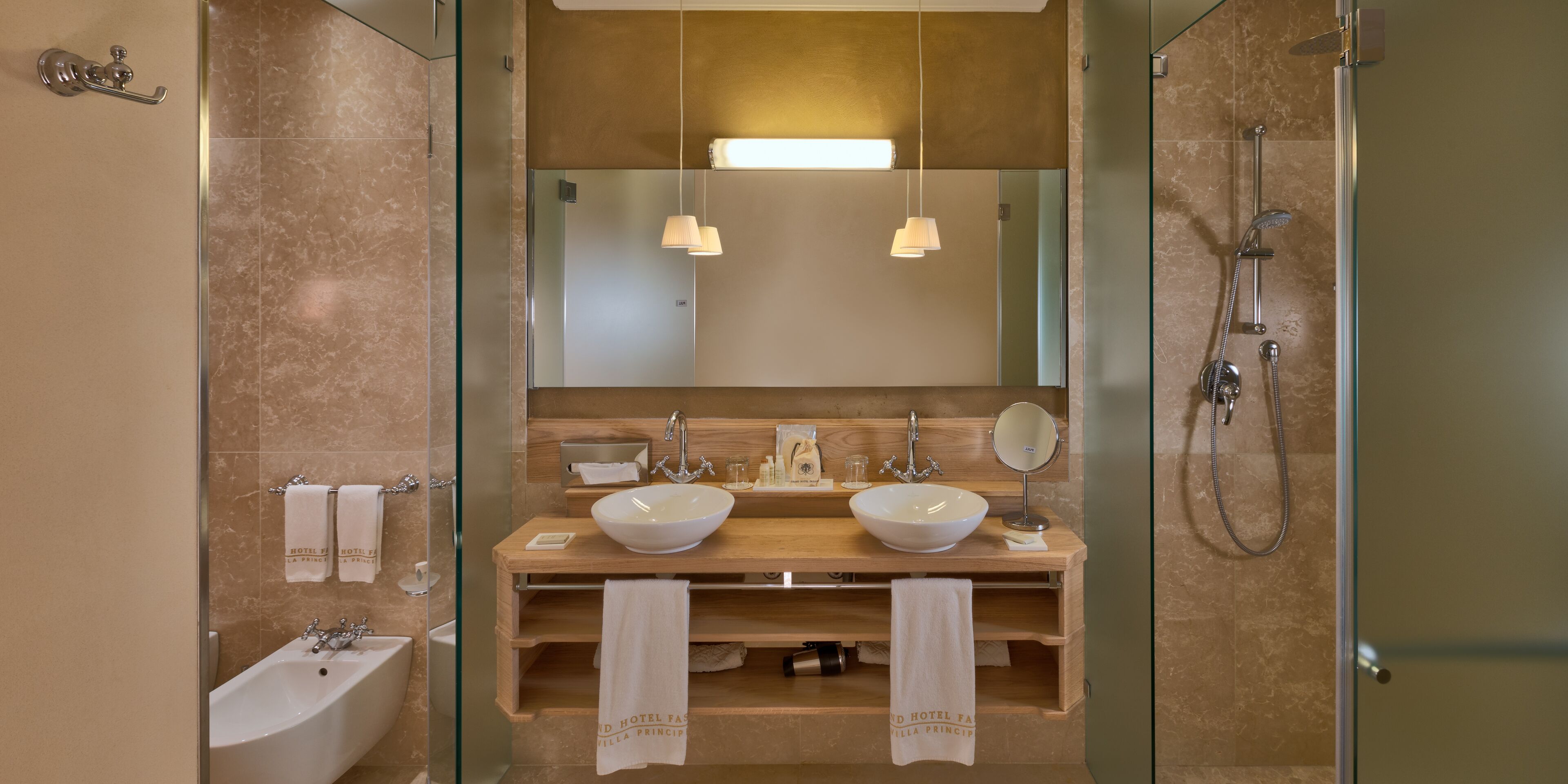 executive room, lake view with balcony or garden access | bathroom | separate bathtub and shower, free toiletries, hair dryer, bathrobes