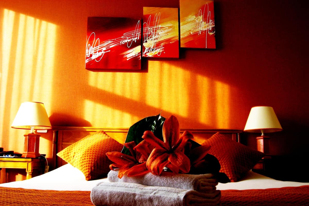 Junior Suite | Premium bedding, in-room safe, desk, soundproofing