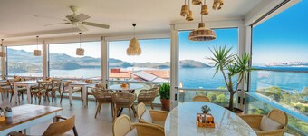 하이드어웨이 호텔