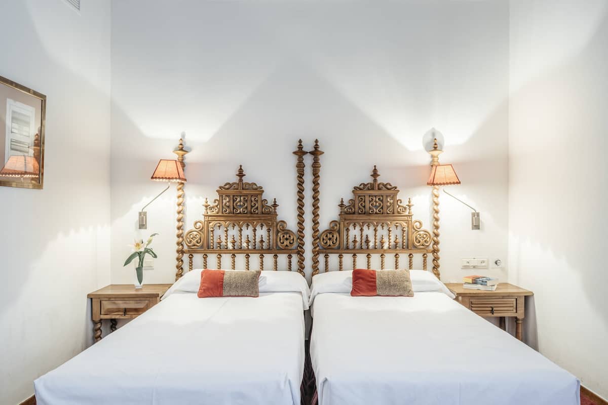 Literie de qualité supérieure, minibar, coffres-forts dans les chambres