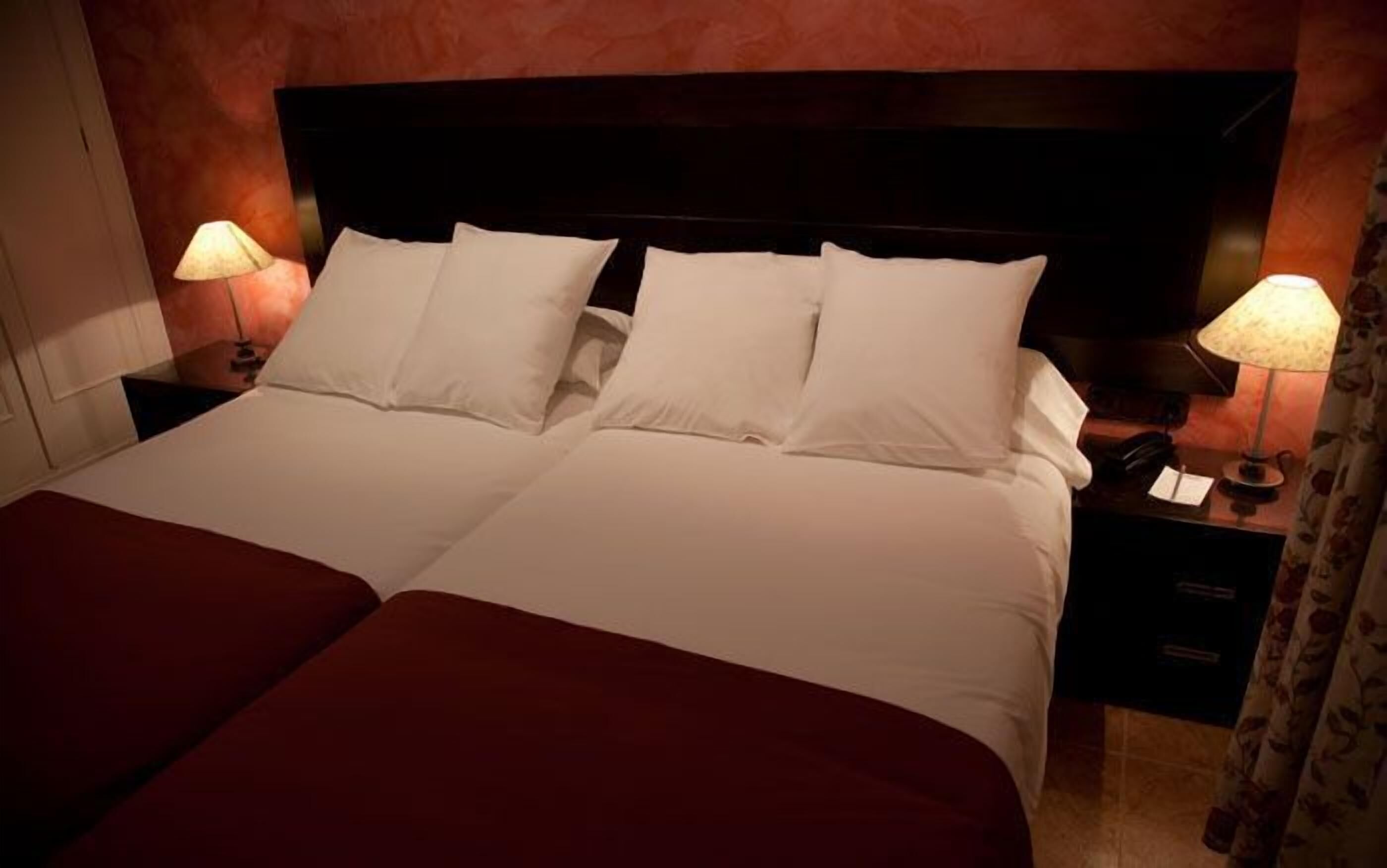 Premium bedding, in-room safe, desk, free WiFi