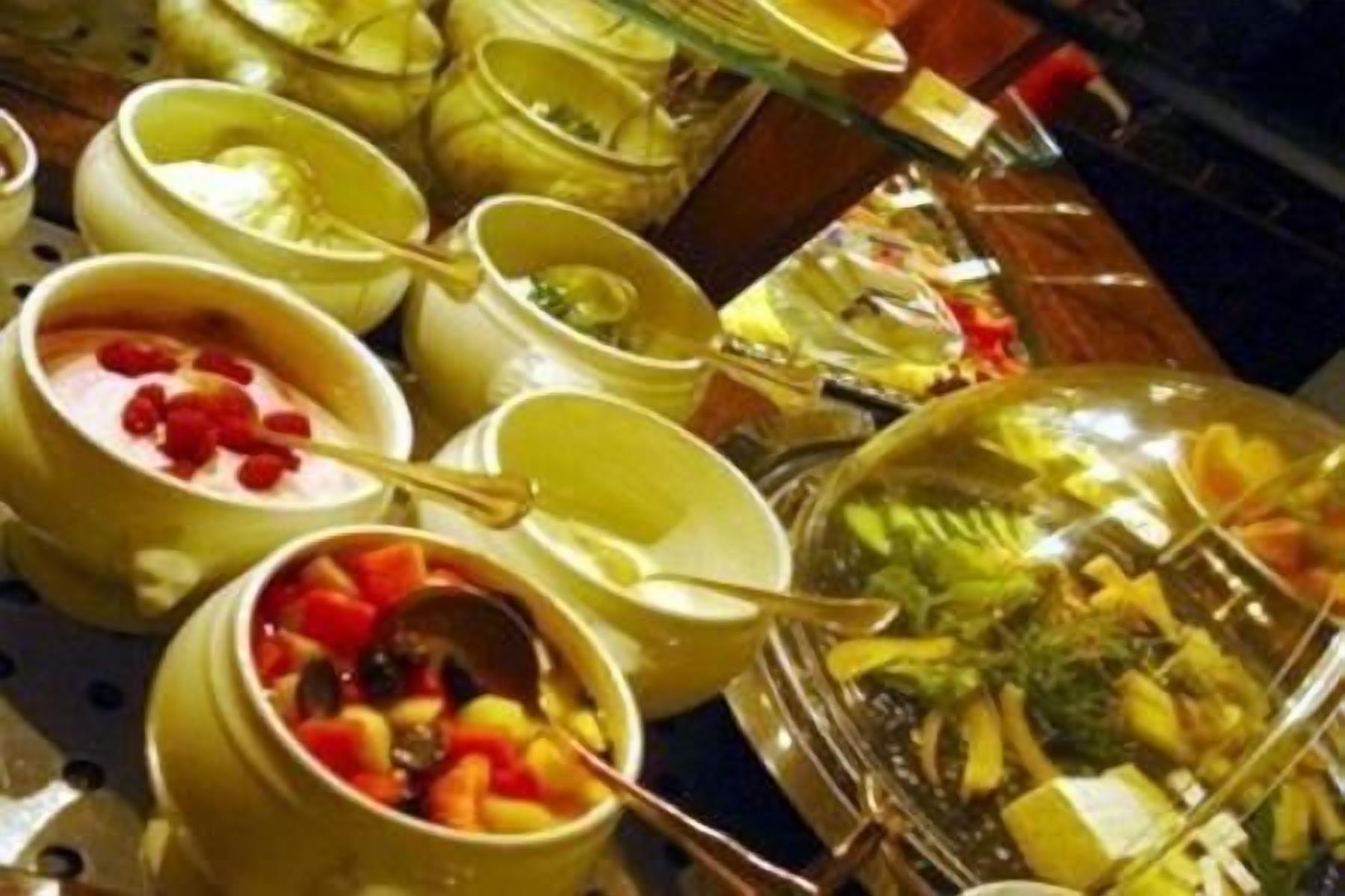 breakfast, lunch, dinner served; al fresco dining