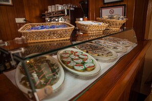 Café - Hotel Tres Jotas (Conil de la Frontera)