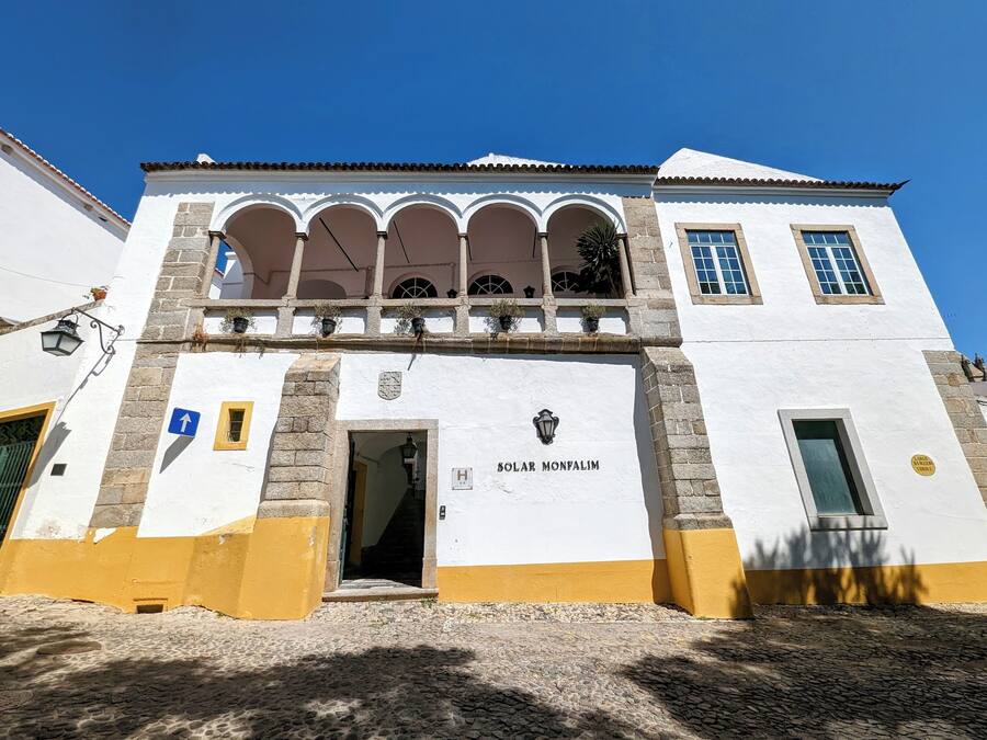 Fachada del alojamiento