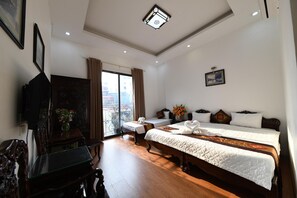 Deluxe Triple Room | View from room - Hanoi City Guest House (Hanoi)