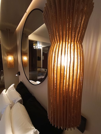 Memory-foam beds, desk, blackout curtains, soundproofing. Hôtel Kyriad Brive La Gaillarde Ouest
