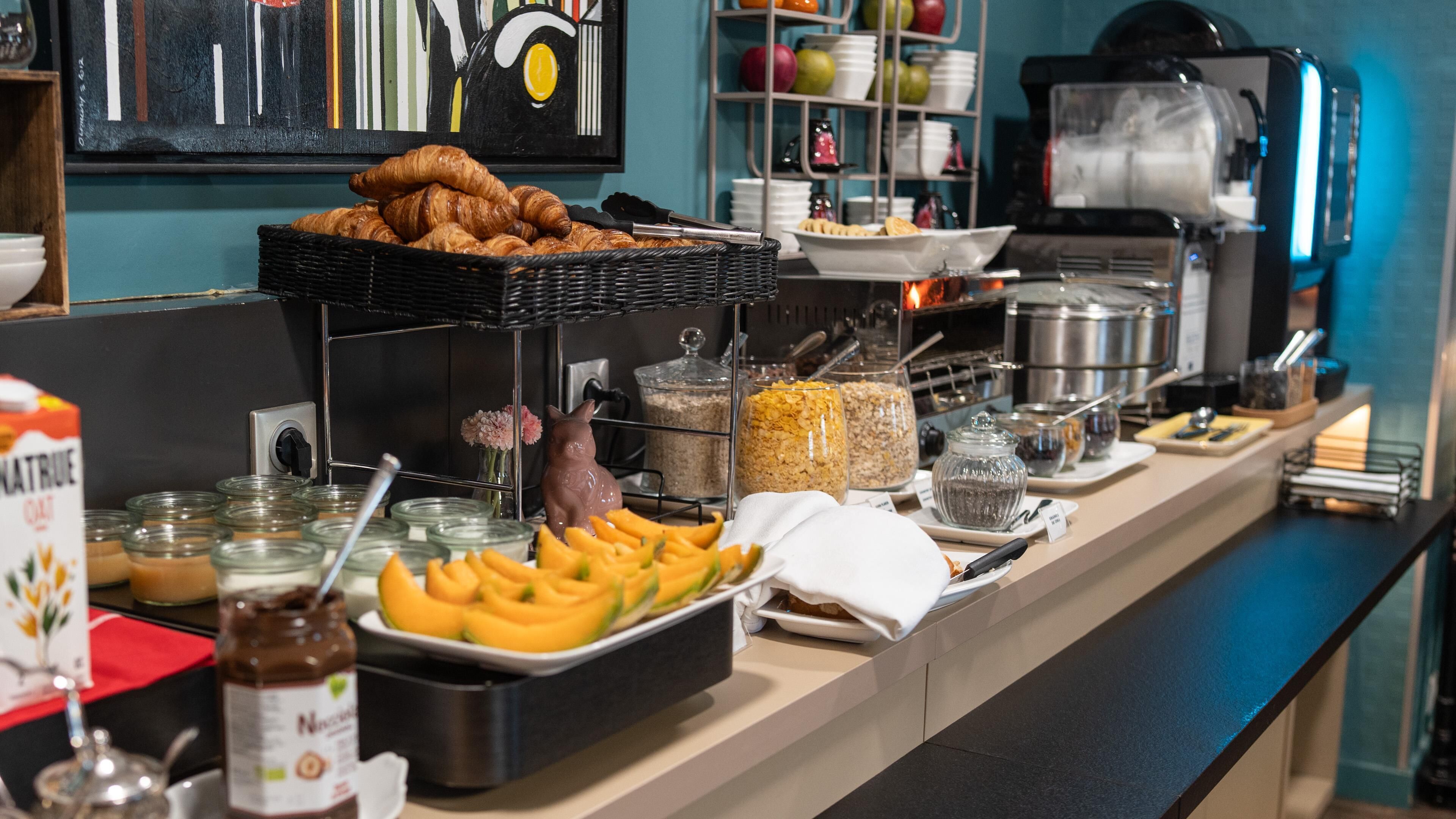 daily buffet breakfast (eur 14.90 per person)