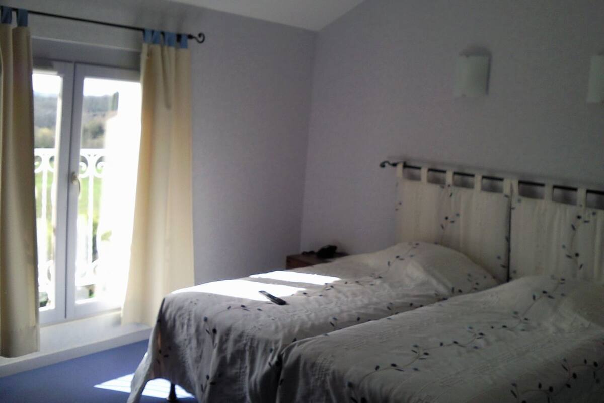 Desk, blackout drapes, iron/ironing board, cribs (free)