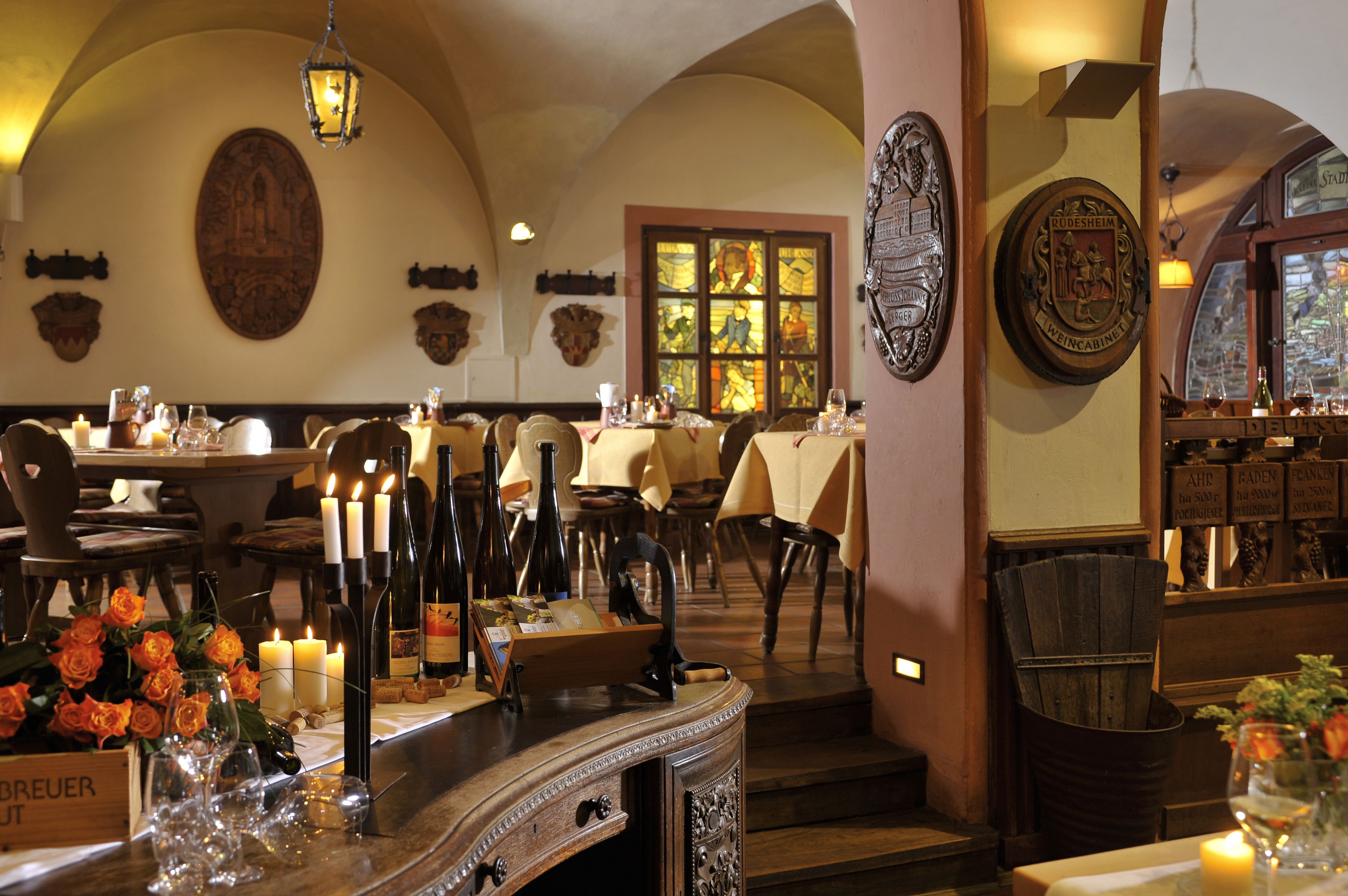 lunch and dinner served, regional cuisine